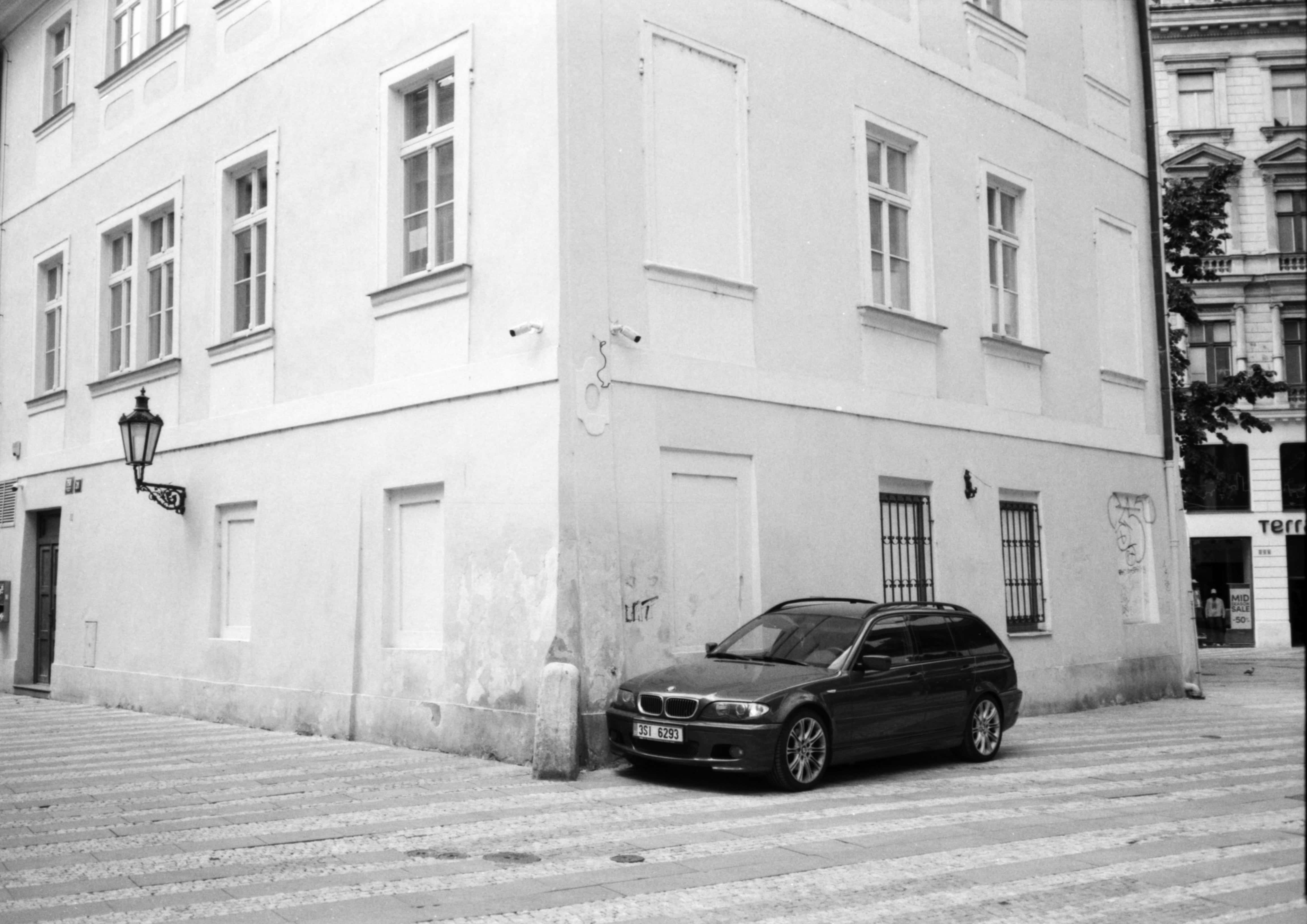 bmw wagon - Adventures of Ace