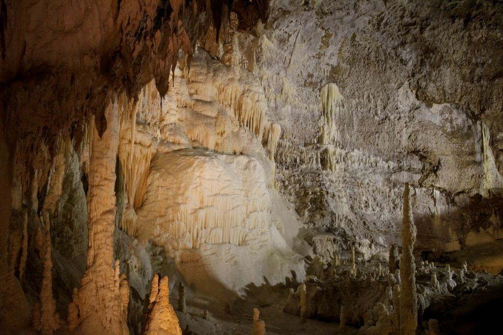 grotta italia